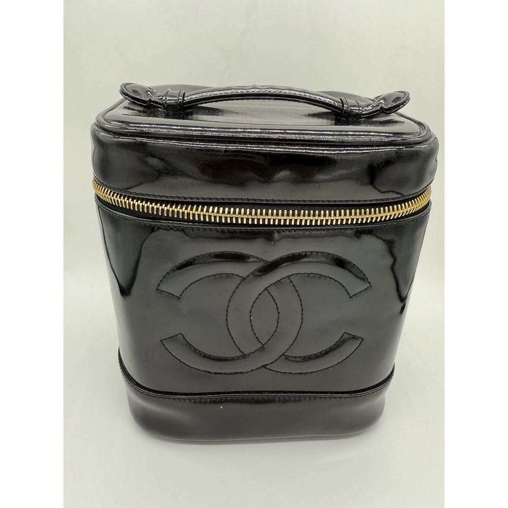 Chanel CC Logo Vanity Bag Patent Leather